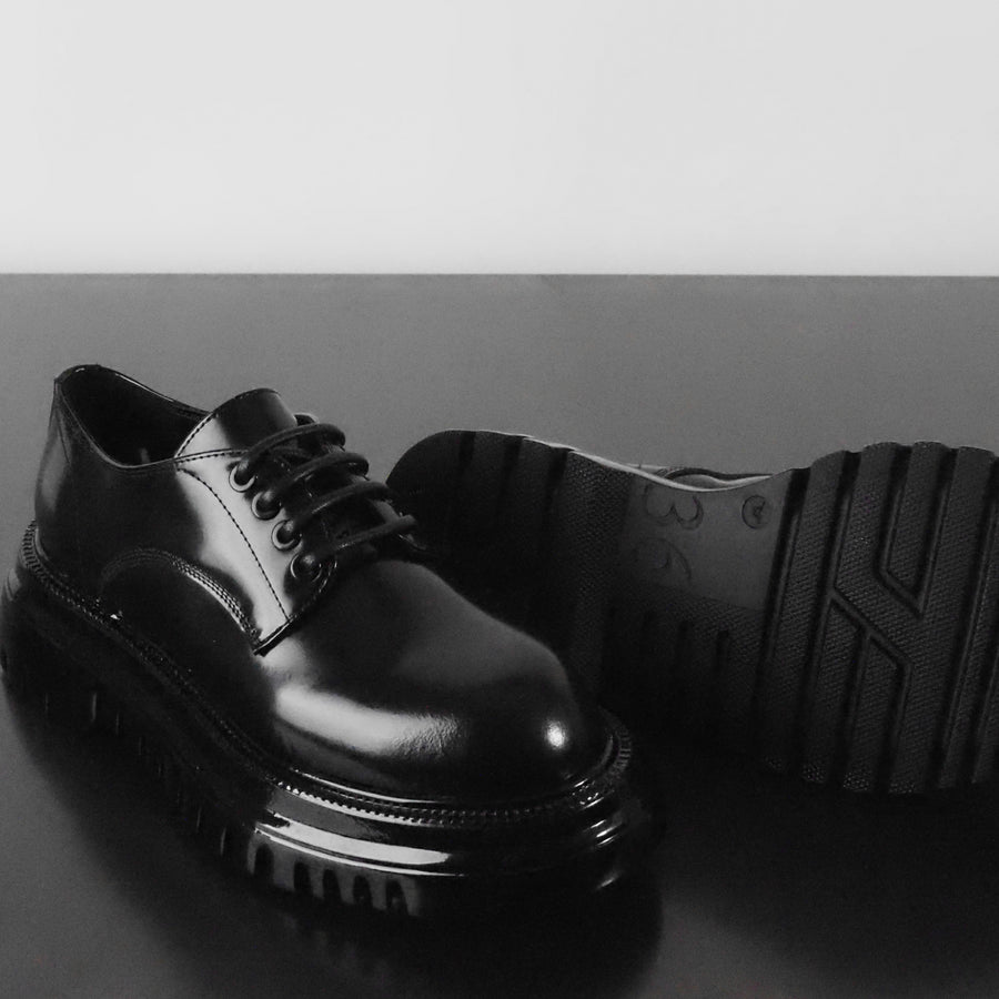 - Mattia Capezzani - Scarpa Allacciata Cordovan